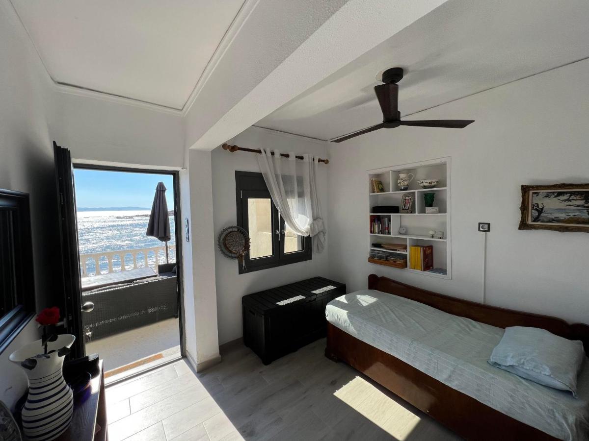 Villa Rena In Front Of The Sea Arkoudi Exterior photo