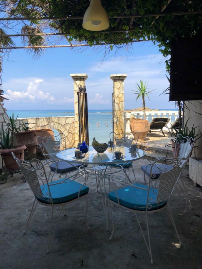 Villa Rena In Front Of The Sea Arkoudi Exterior photo